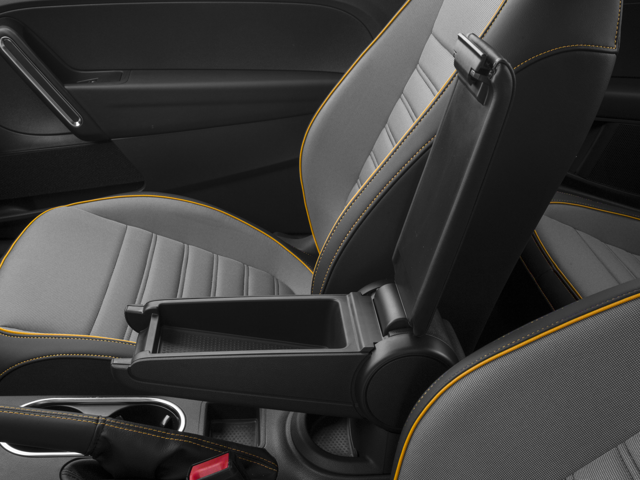 2016 Volkswagen Beetle 1.8T Dune