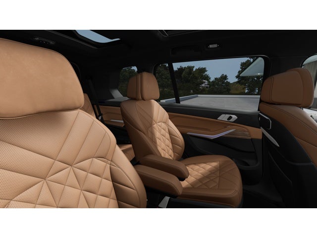 2027 BMW X7 Base