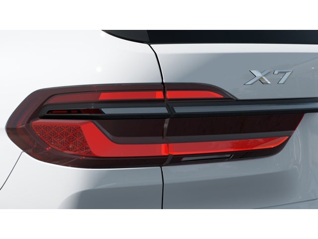 2027 BMW X7 Base