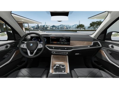 2026 BMW X7 Base