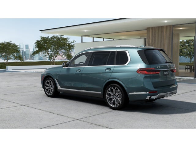 2026 BMW X7 Base