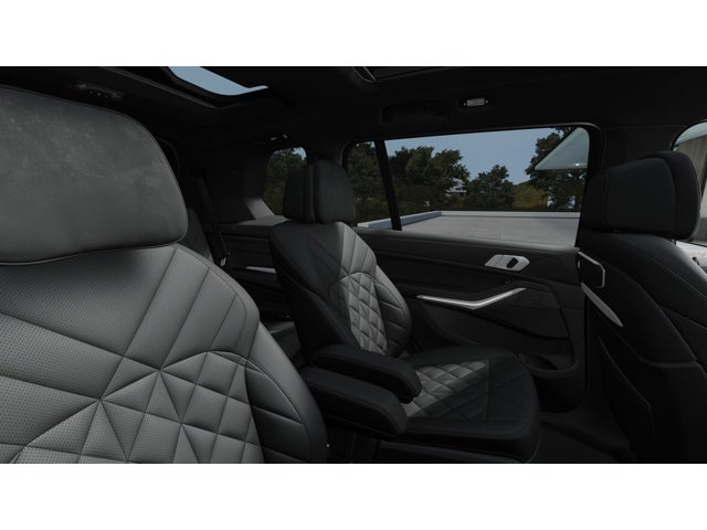 2026 BMW X7 Base