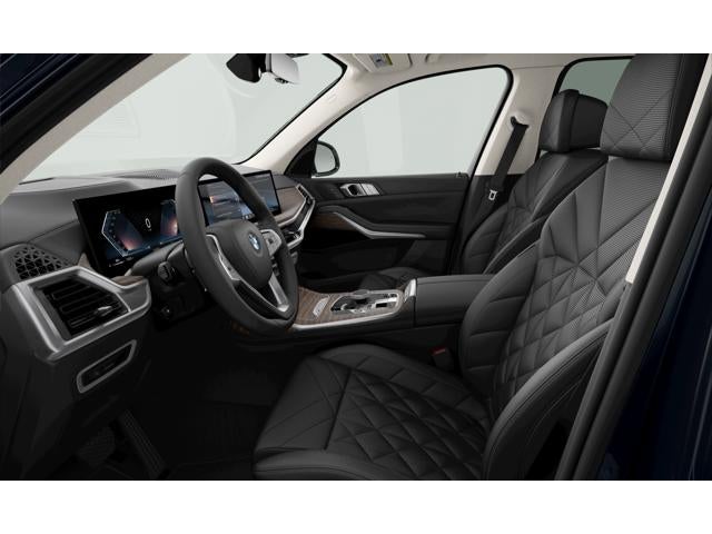 2027 BMW X7 Base