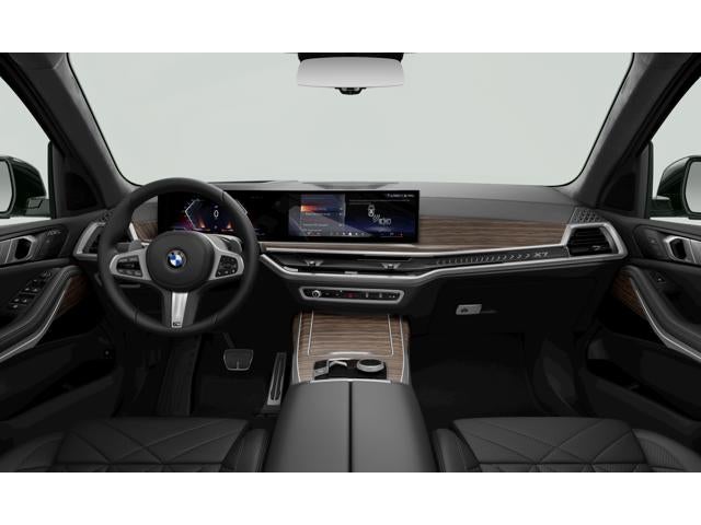 2026 BMW X7 Base