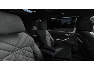 2026 BMW X7 Base