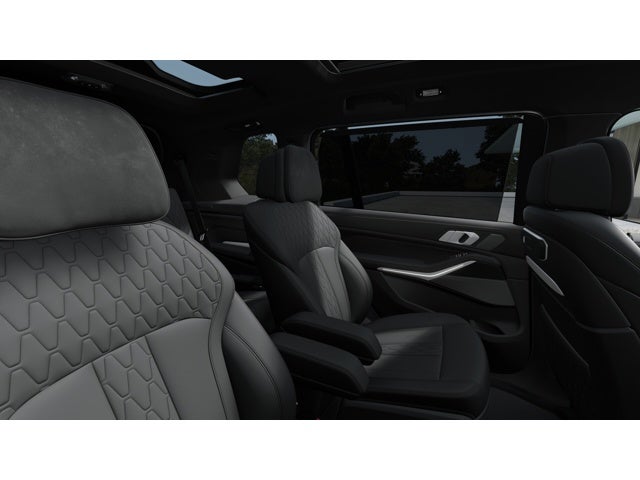 2026 BMW X7 Base