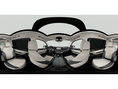 2026 BMW B7 Base