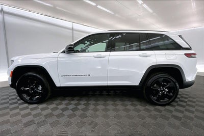 2023 Jeep Grand Cherokee Altitude