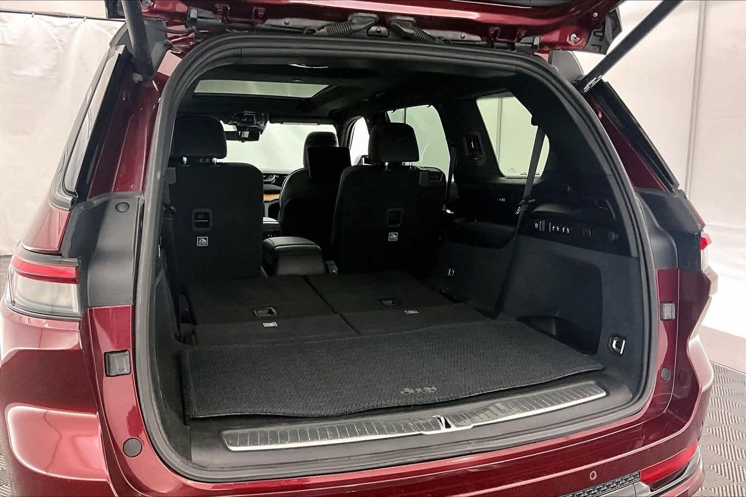 2023 Jeep Grand Cherokee L Summit Reserve