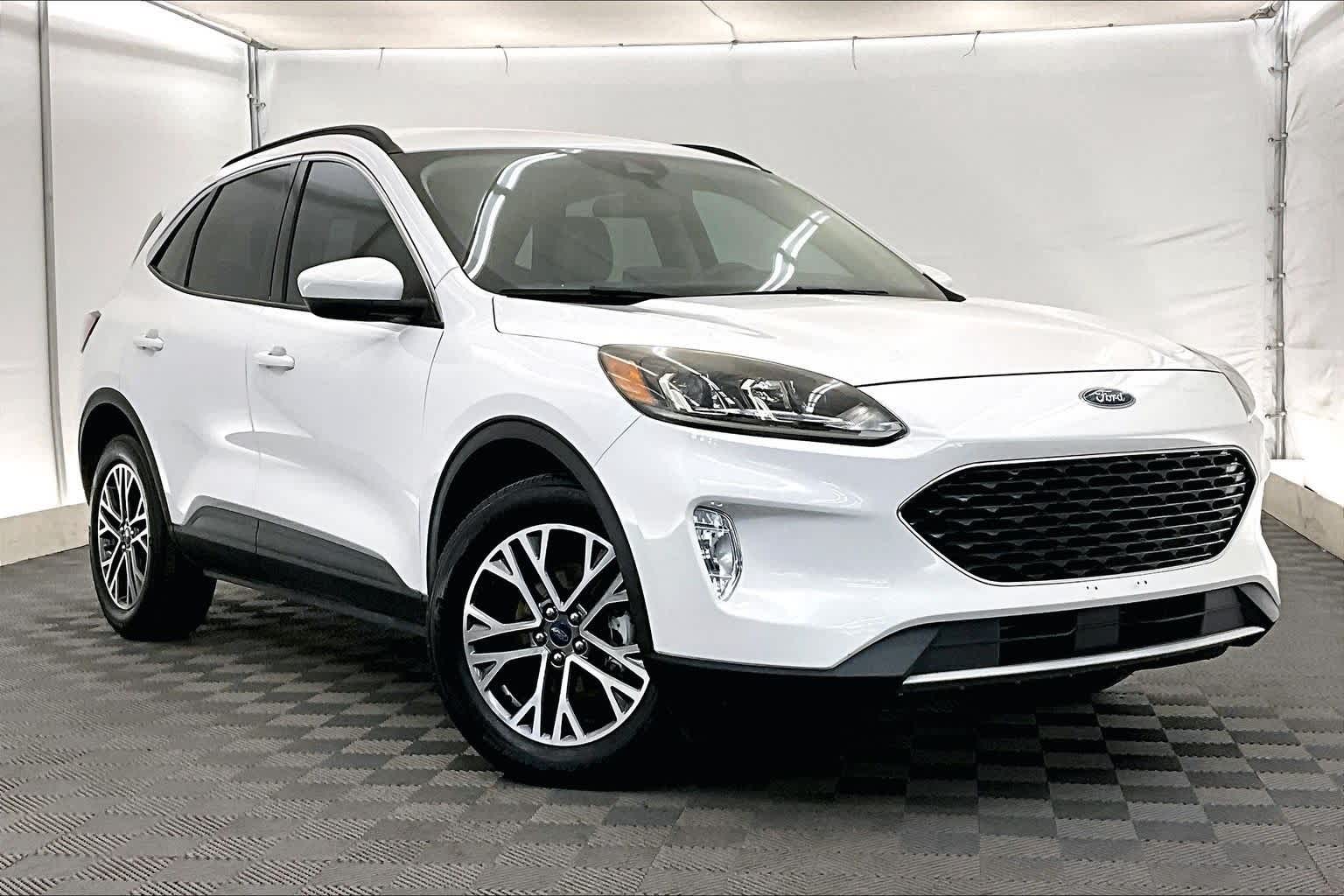 2020 Ford Escape SEL