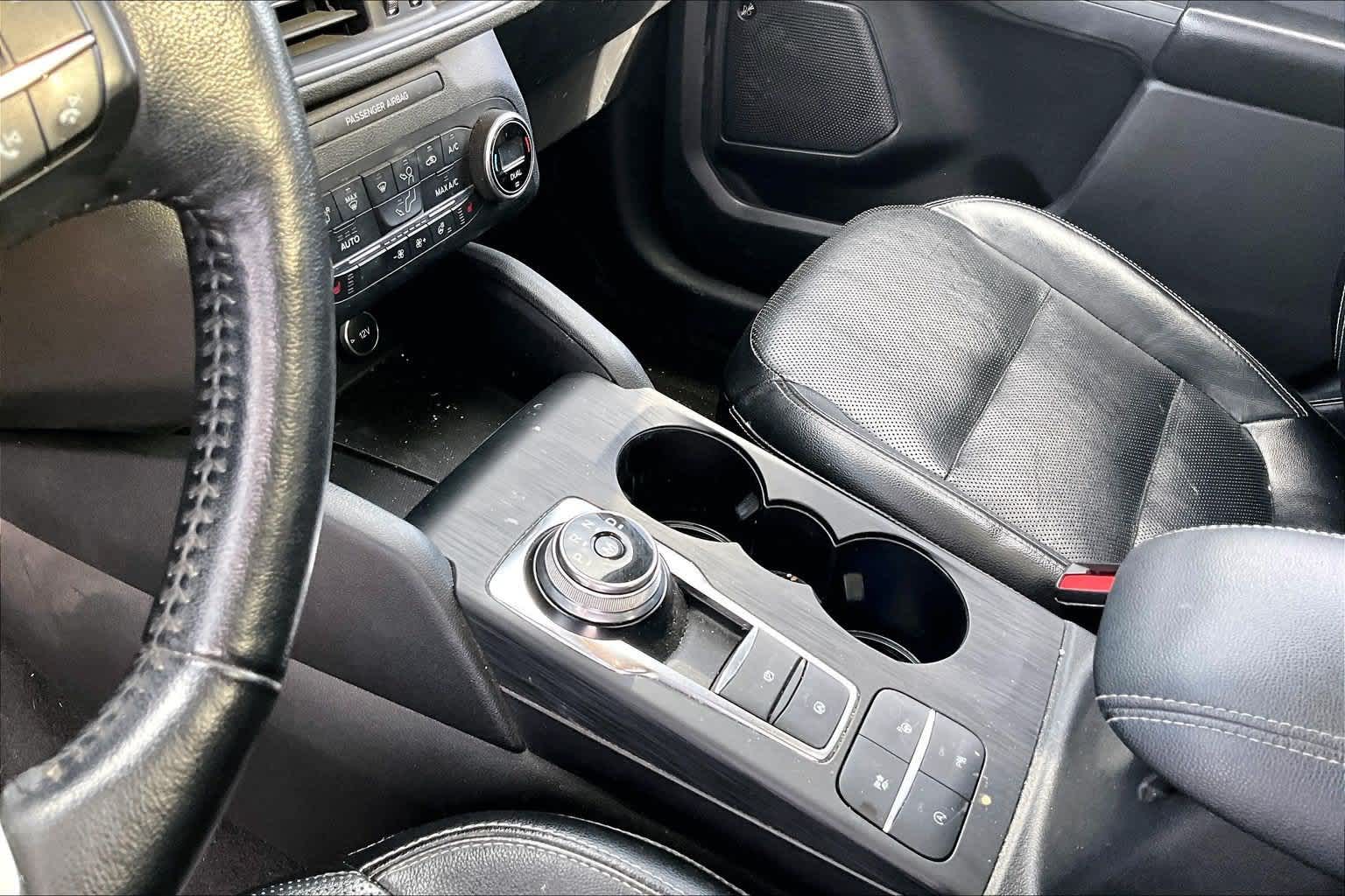 2020 Ford Escape Titanium