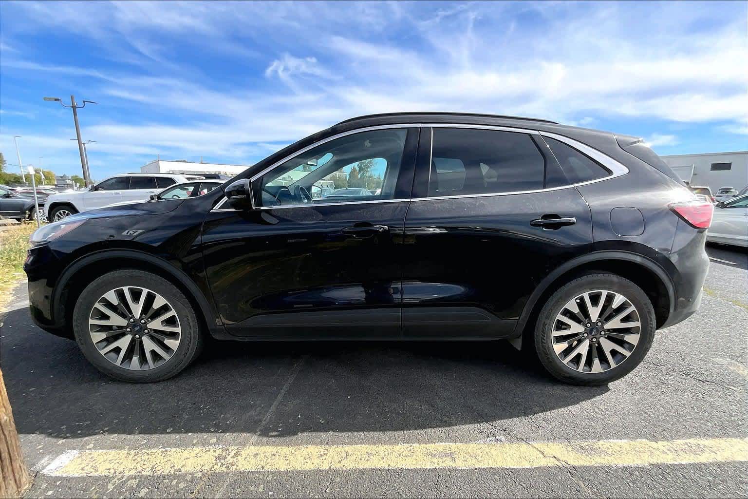 2020 Ford Escape Titanium