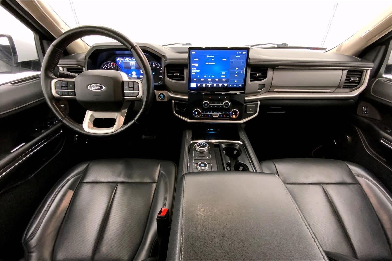 2022 Ford Expedition Max XLT