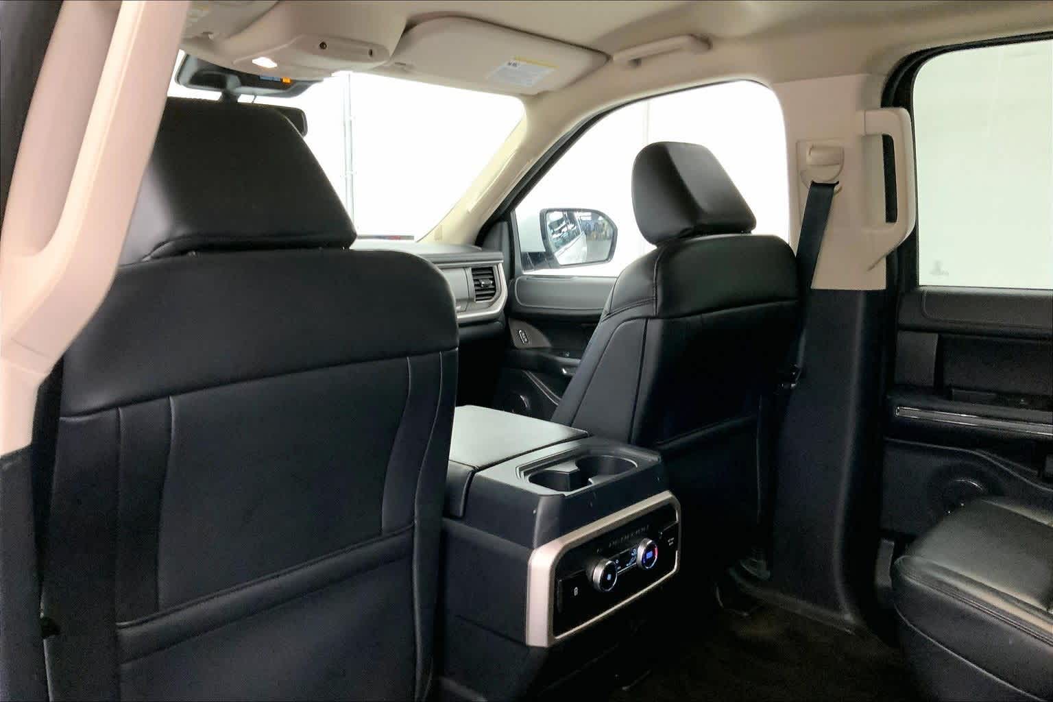 2022 Ford Expedition Max XLT