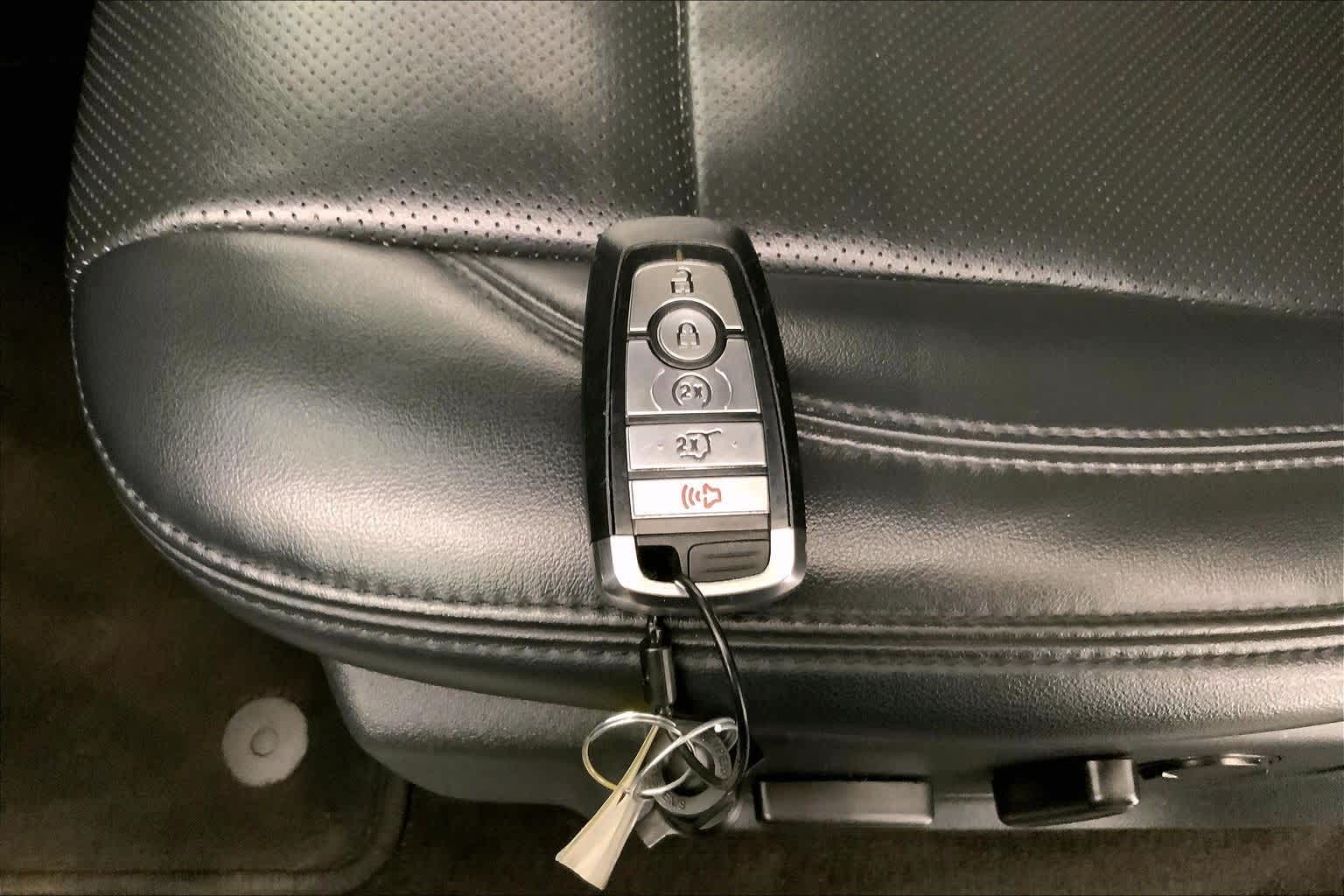 2022 Ford Expedition Max XLT