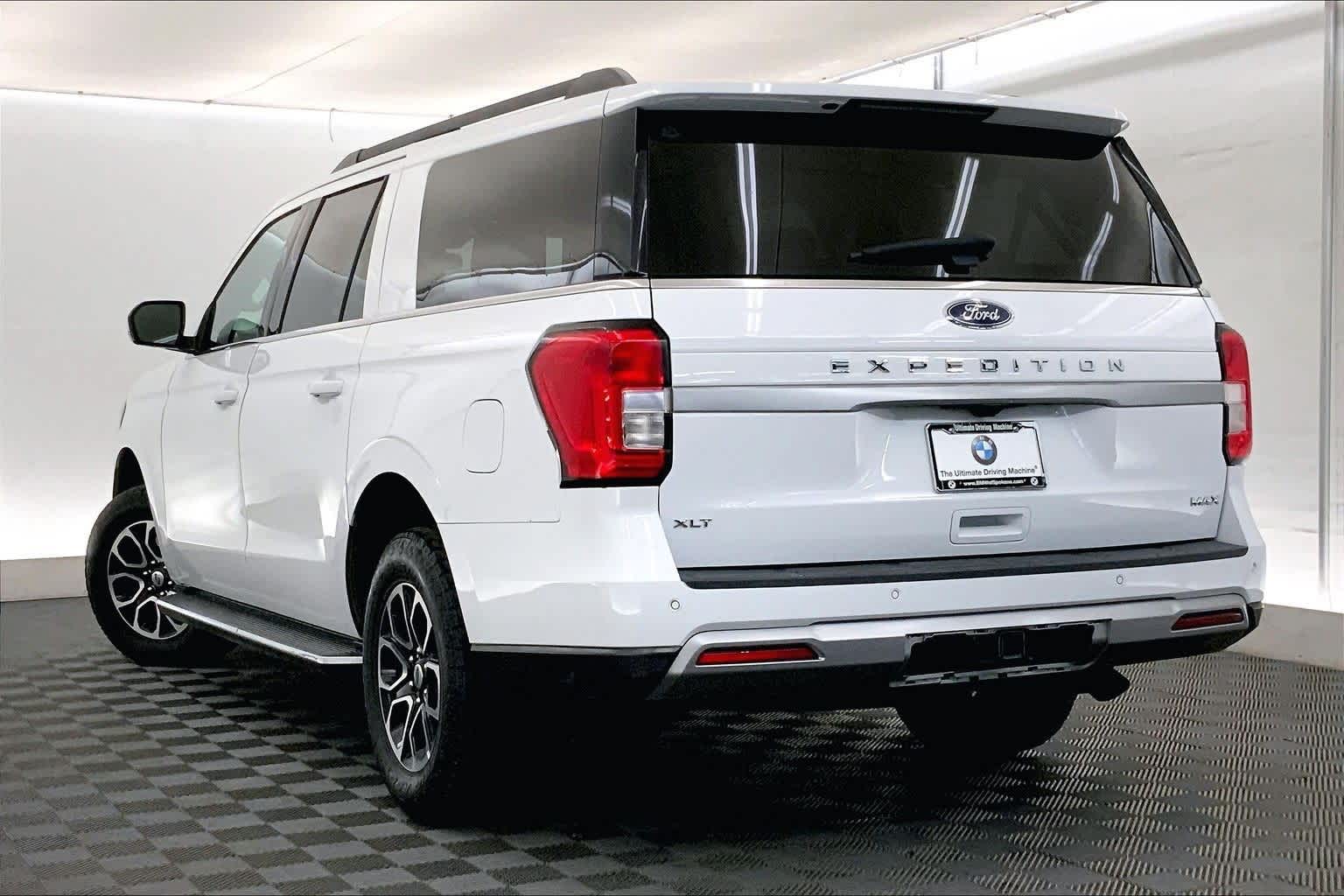 2022 Ford Expedition Max XLT
