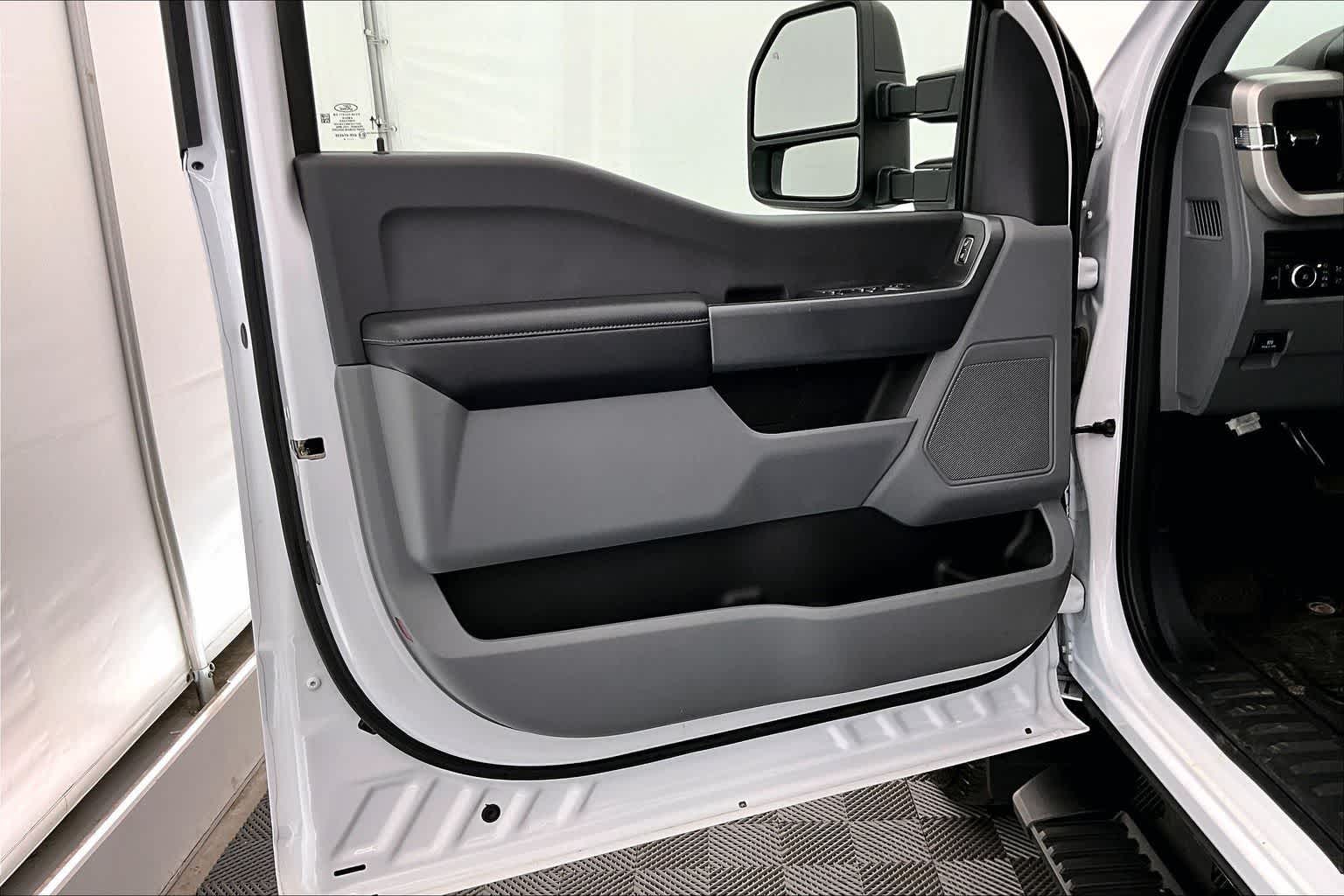 2024 Ford Super Duty F-250 SRW XLT