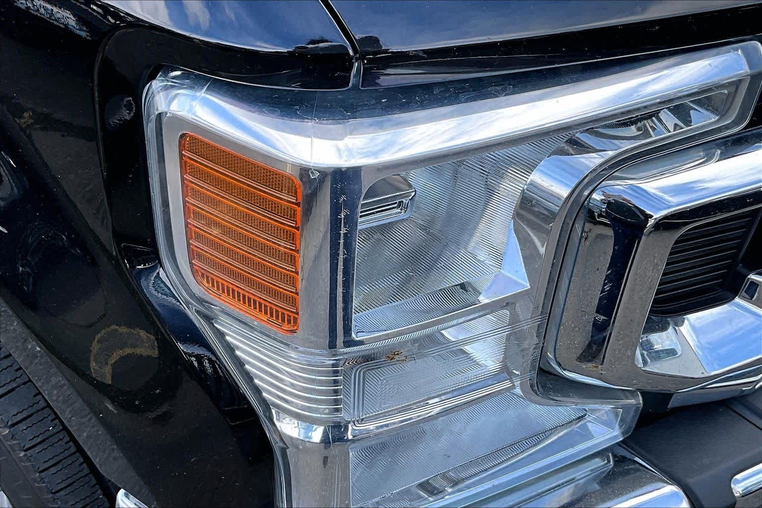 2022 Ford Super Duty F-250 Pickup XLT