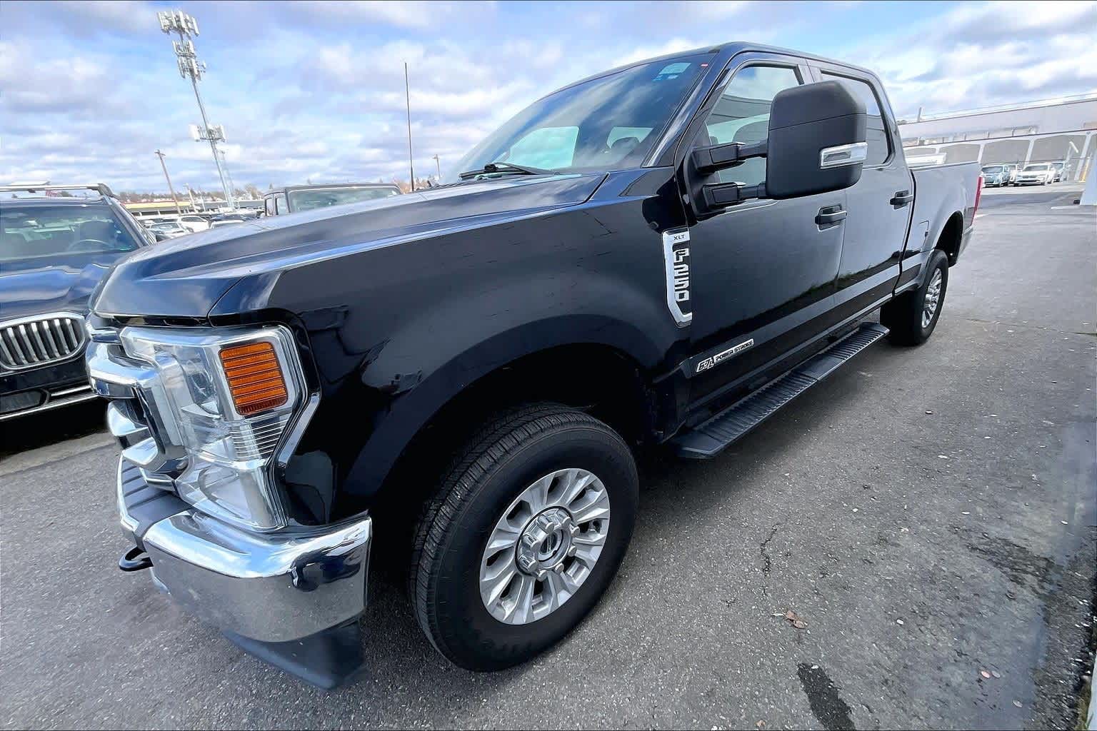 2022 Ford Super Duty F-250 Pickup XLT