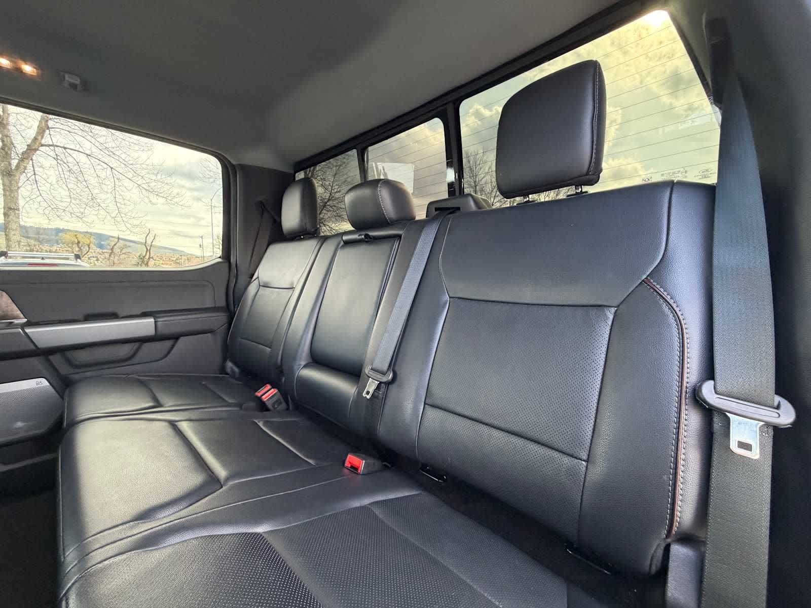 2024 Ford Super Duty F-250 Pickup LARIAT