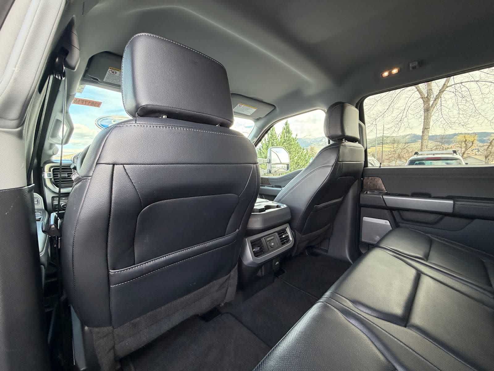 2024 Ford Super Duty F-250 Pickup LARIAT
