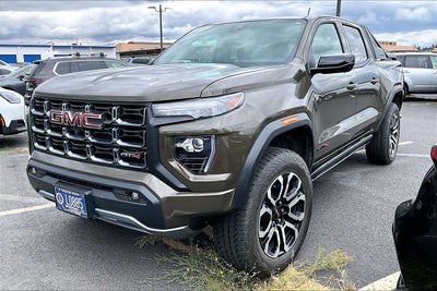 2025 GMC Canyon 4WD AT4