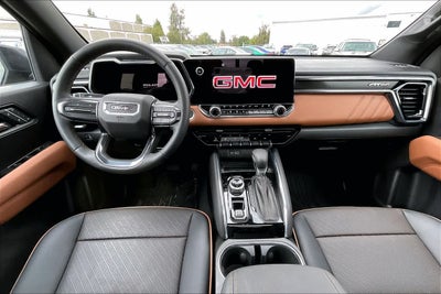 2025 GMC Canyon 4WD AT4