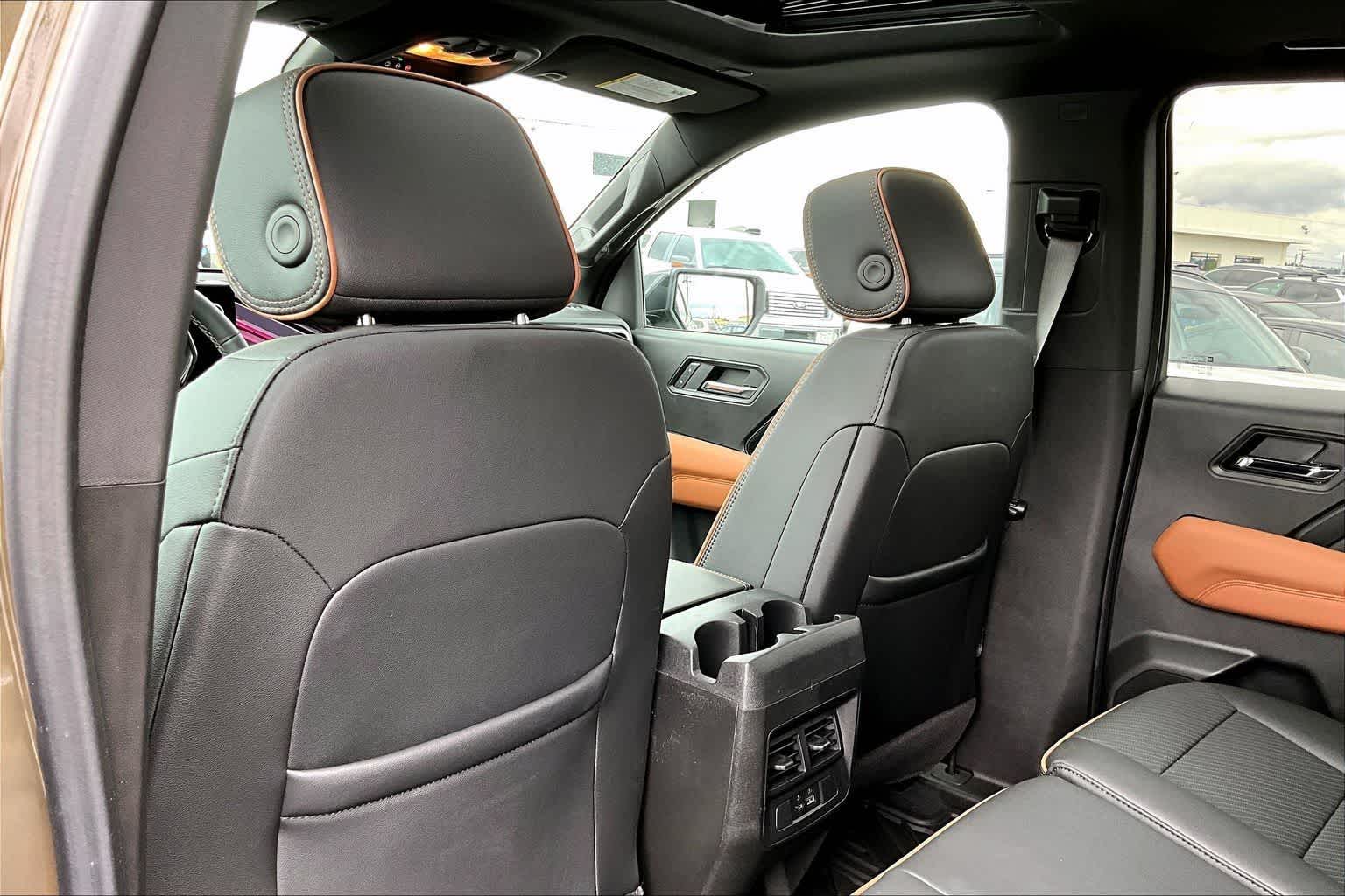 2025 GMC Canyon 4WD AT4