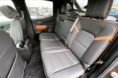 2025 GMC Canyon 4WD AT4