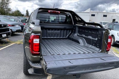 2025 GMC Canyon 4WD AT4