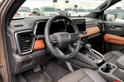 2025 GMC Canyon 4WD AT4