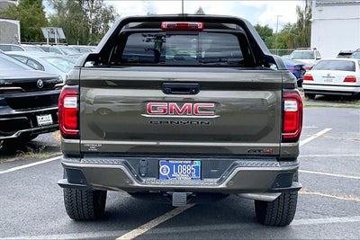2025 GMC Canyon 4WD AT4