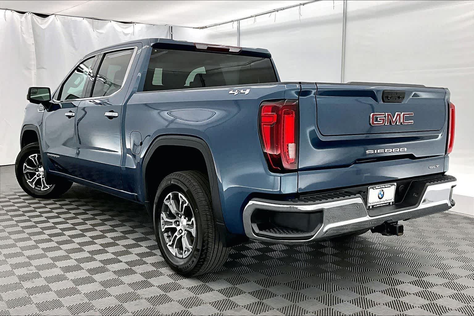 2024 GMC Sierra 1500 SLT