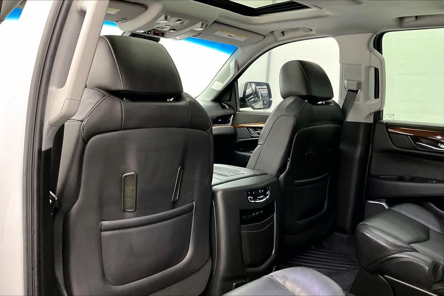 2020 Cadillac Escalade Premium Luxury