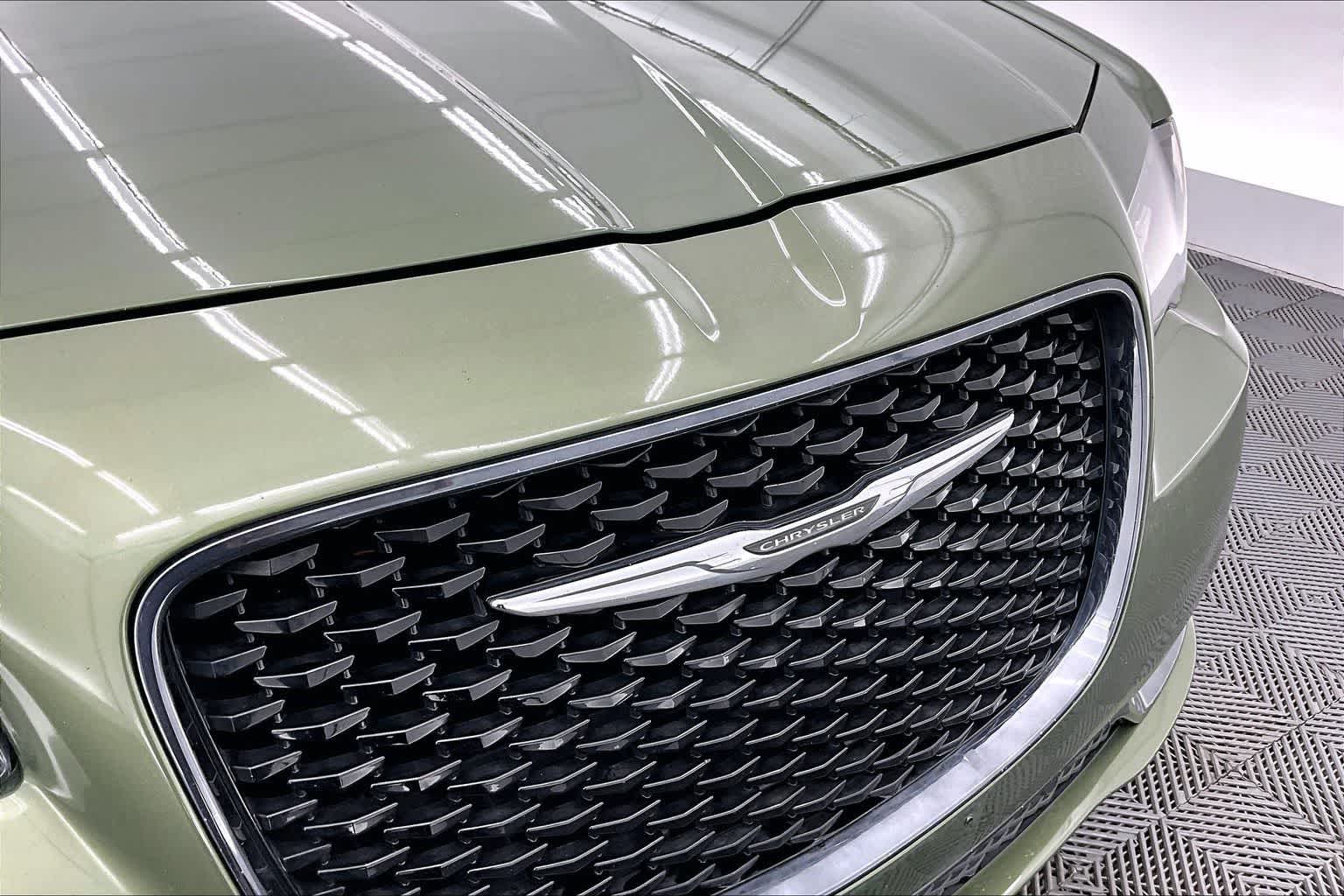 2018 Chrysler 300 300S