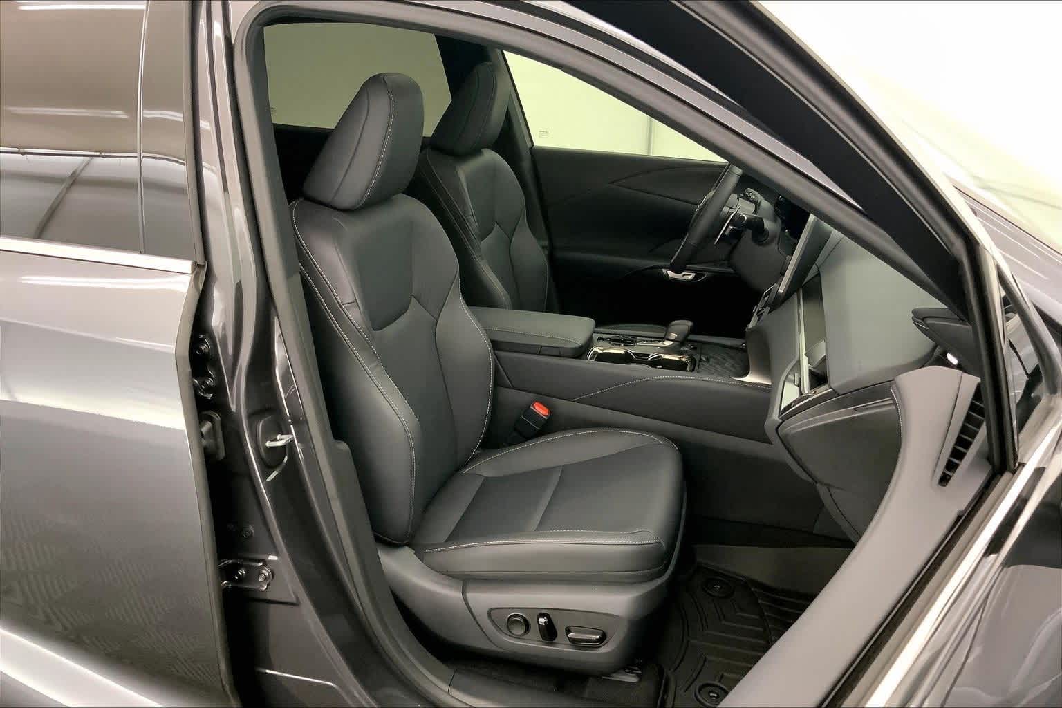 2025 Lexus RX Premium Plus