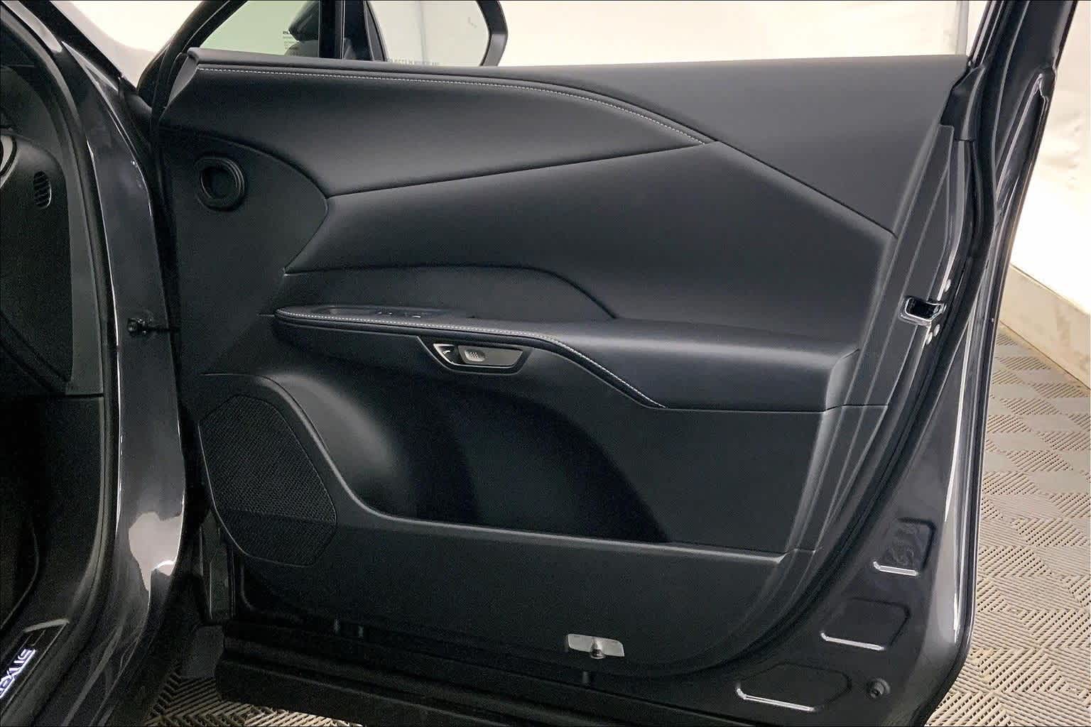 2025 Lexus RX Premium Plus