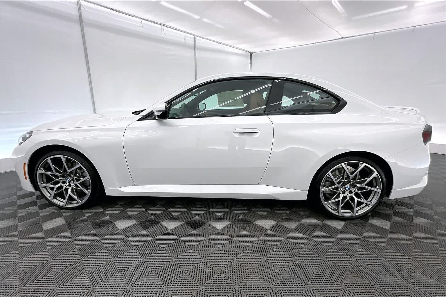 2026 BMW 230i 230i xDrive