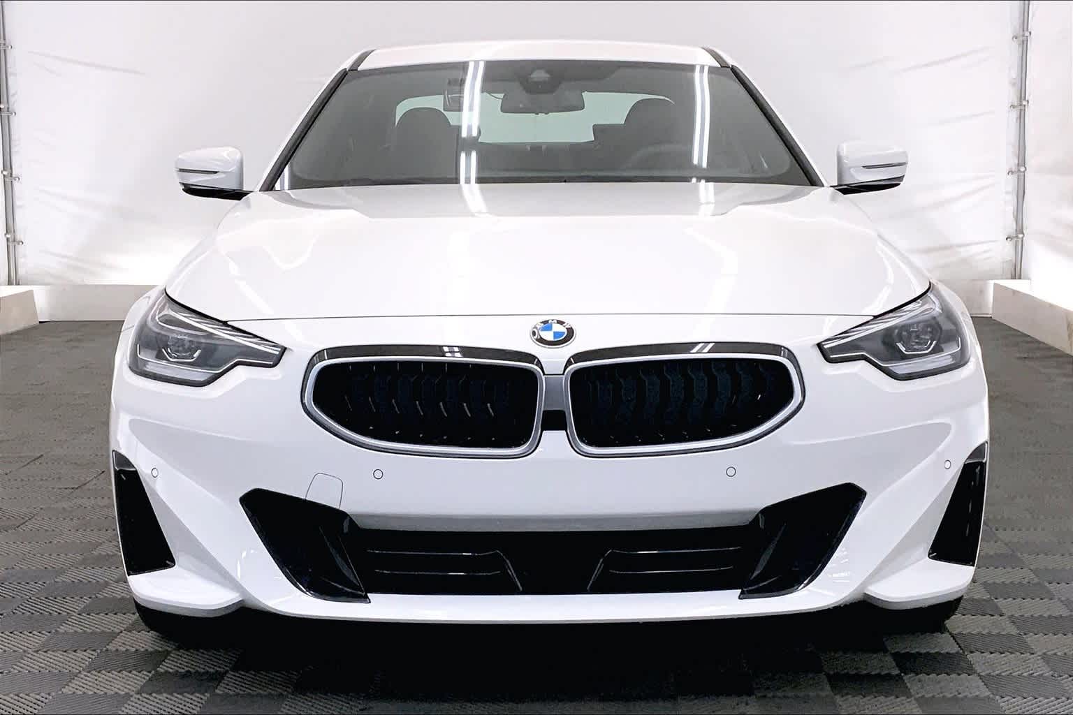 2025 BMW 2 Series 230i xDrive