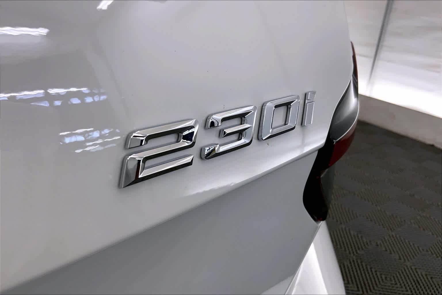 2025 BMW 2 Series 230i xDrive