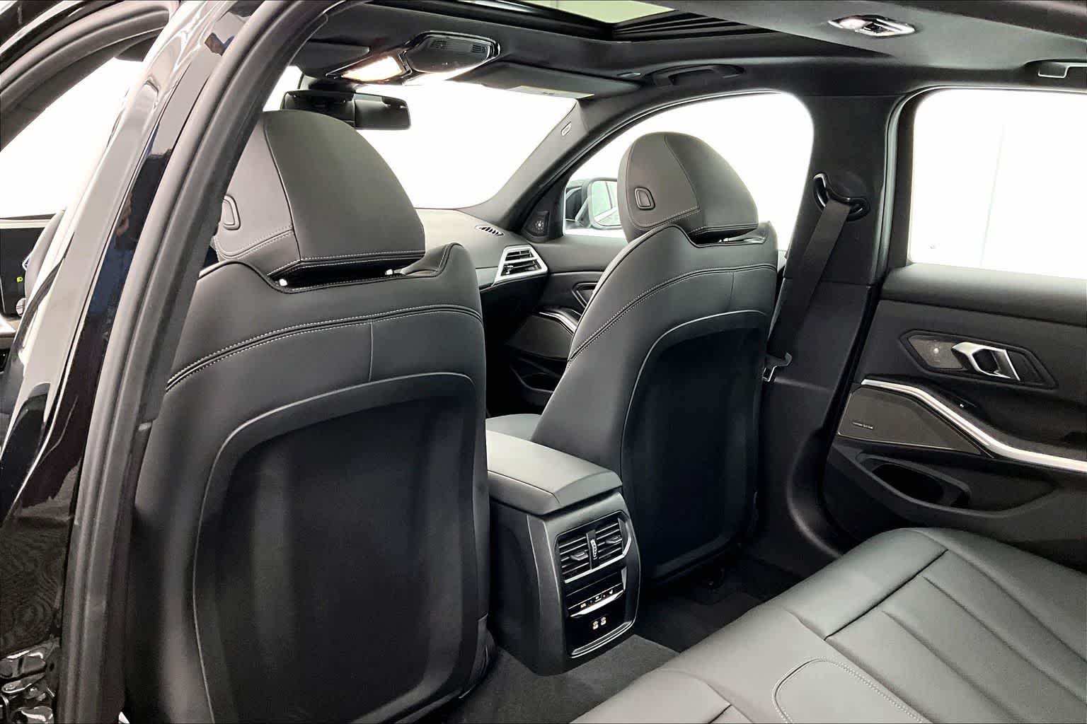 2025 BMW 330i 330i xDrive