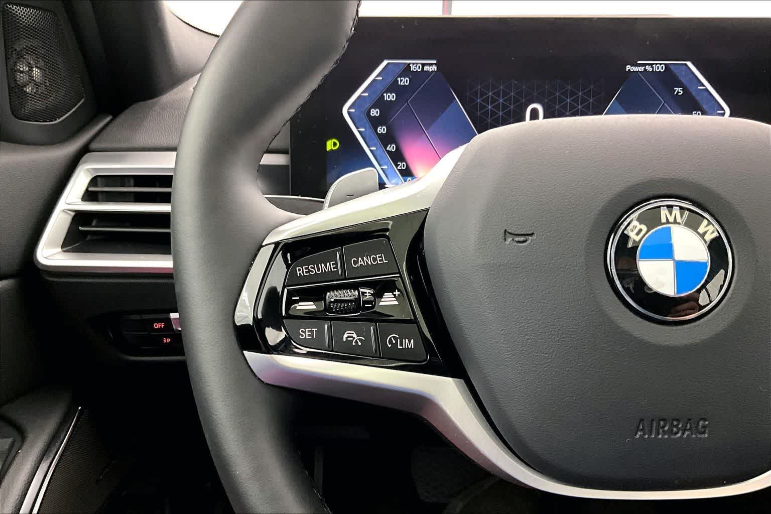 2025 BMW 330i 330i xDrive
