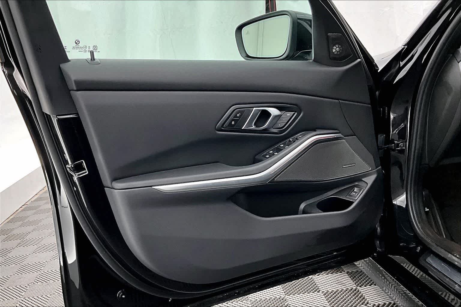2025 BMW 330i 330i xDrive