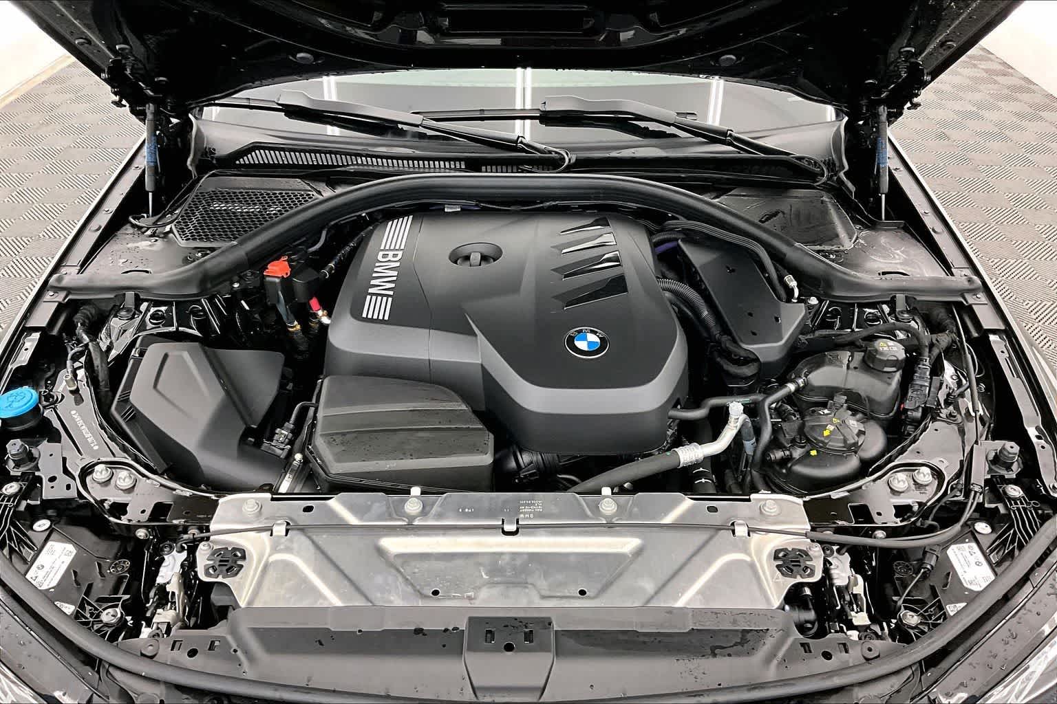 2025 BMW 330i 330i xDrive