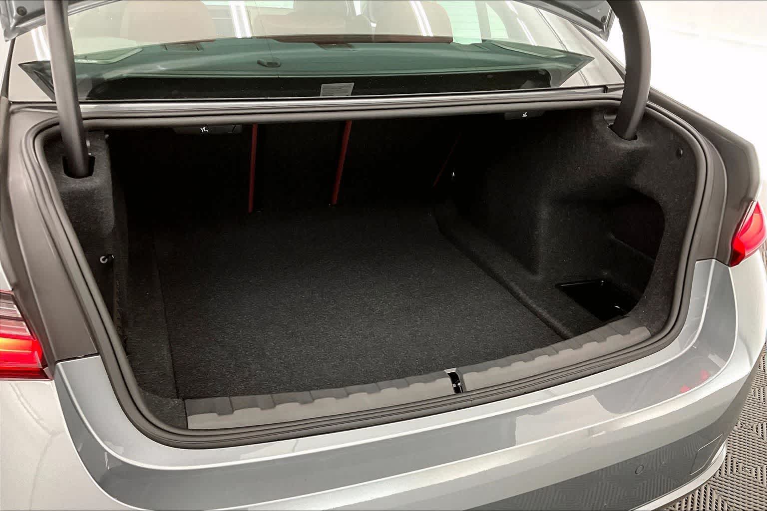 2025 BMW 330i 330i xDrive