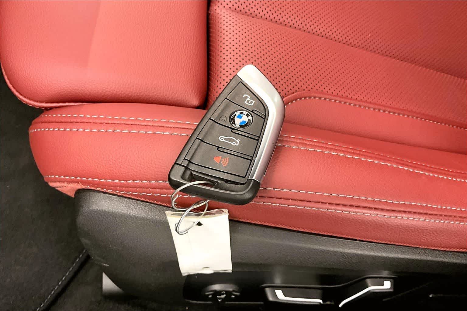 2025 BMW 330i 330i xDrive