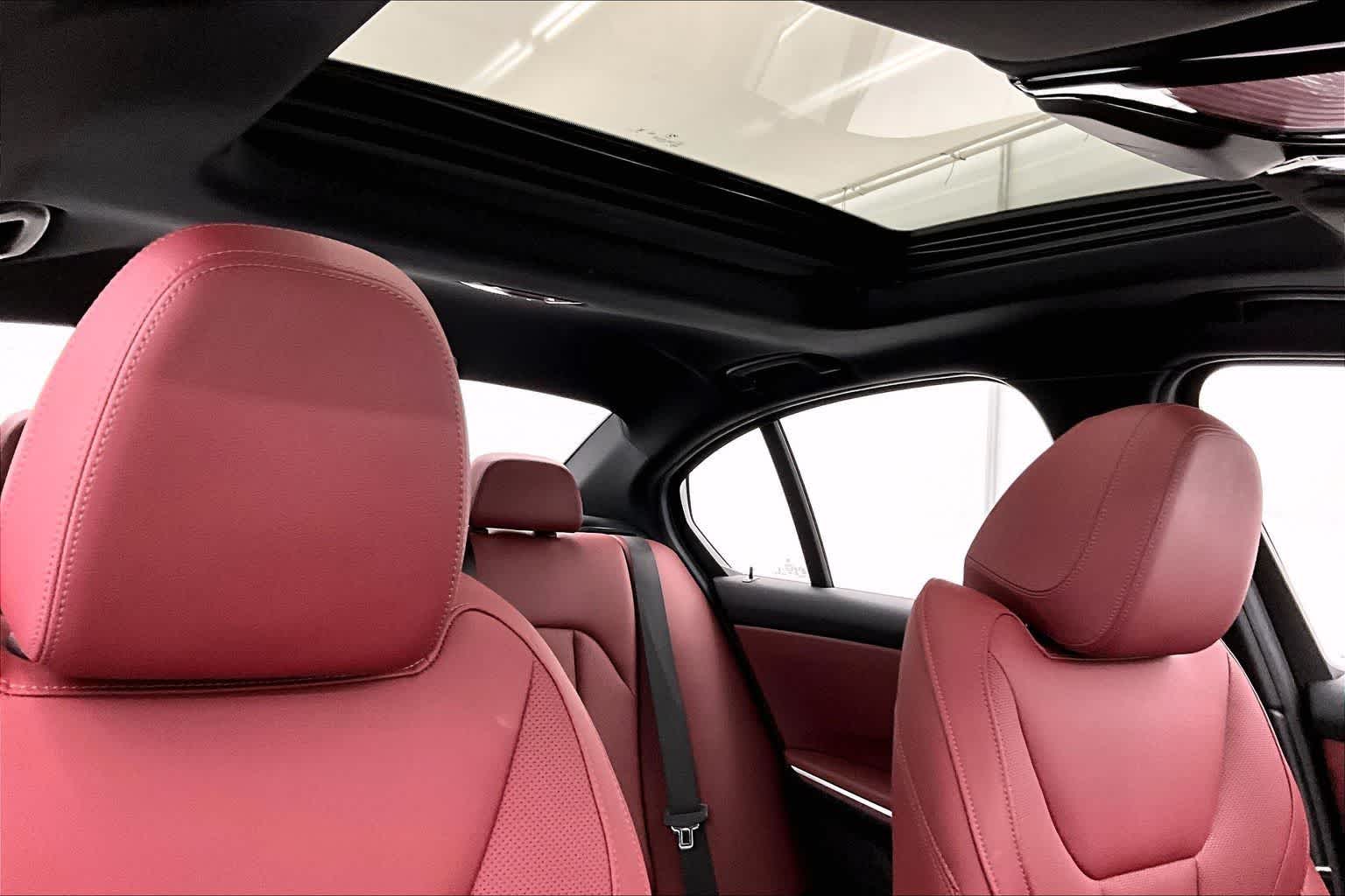 2025 BMW 330i 330i xDrive