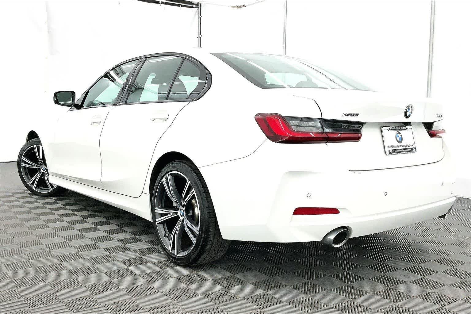 2023 BMW 330i 330i xDrive