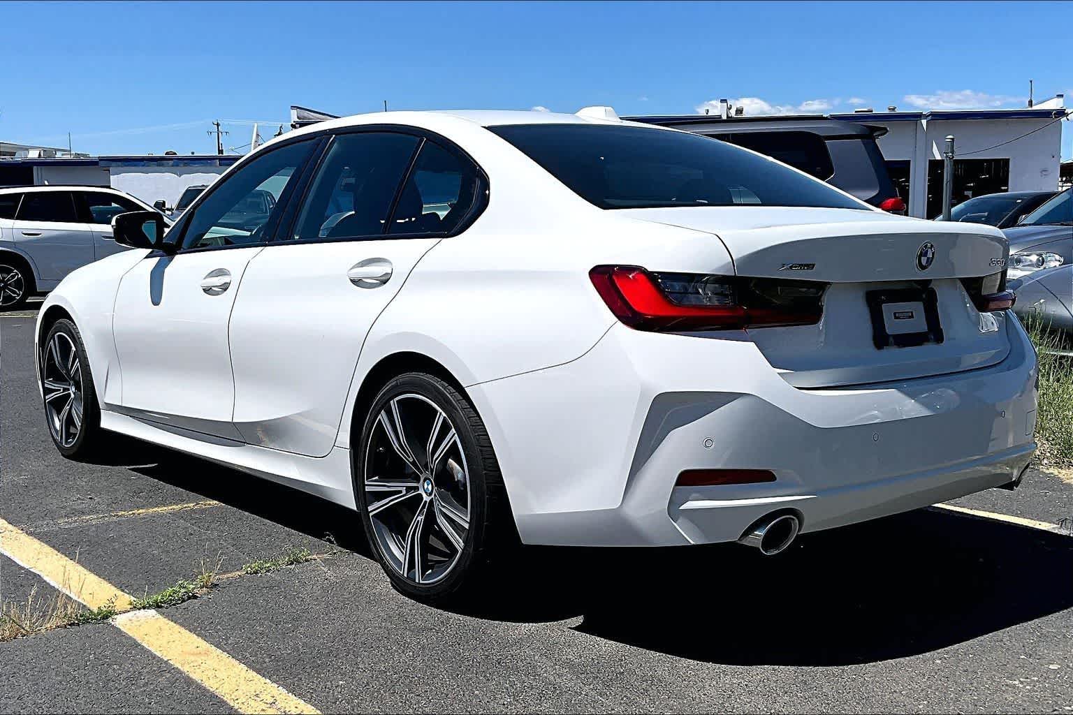 2023 BMW 330i 330i xDrive