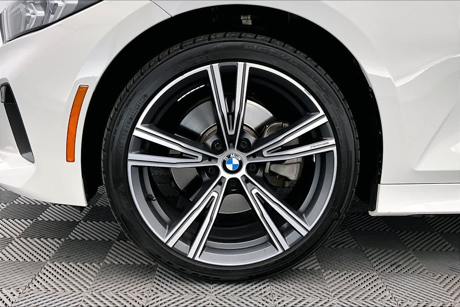 2023 BMW 330i 330i xDrive